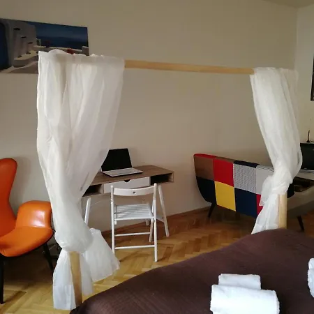Brewery Apartment *